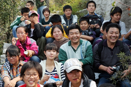 联合国对贫困人口标准_联合国公布最新多维贫困指数 称全球贫困人口超过17亿(3)