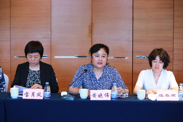 庞丽娟赴朝阳区开展民进基层组织建设主题调研
