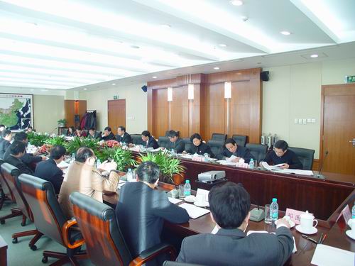 民进中央张怀西常务副主席一行与国土资源部领导和部门负责人座谈