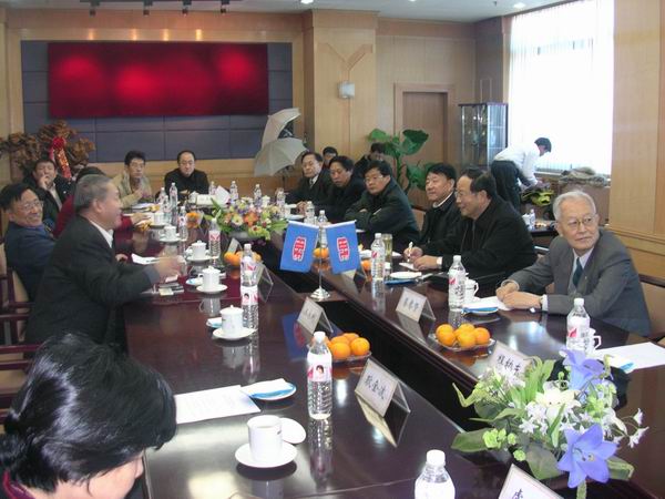 图为民进中央振兴东北老工业基地座谈会现场