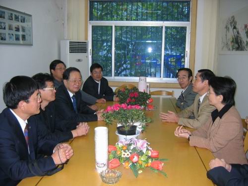 张怀西副主席与民进萧山市委会主要领导座谈