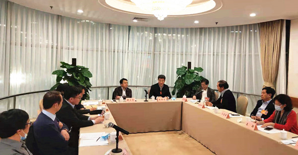 张雨东出席民进中央科技医卫委员会主任(扩大)会议