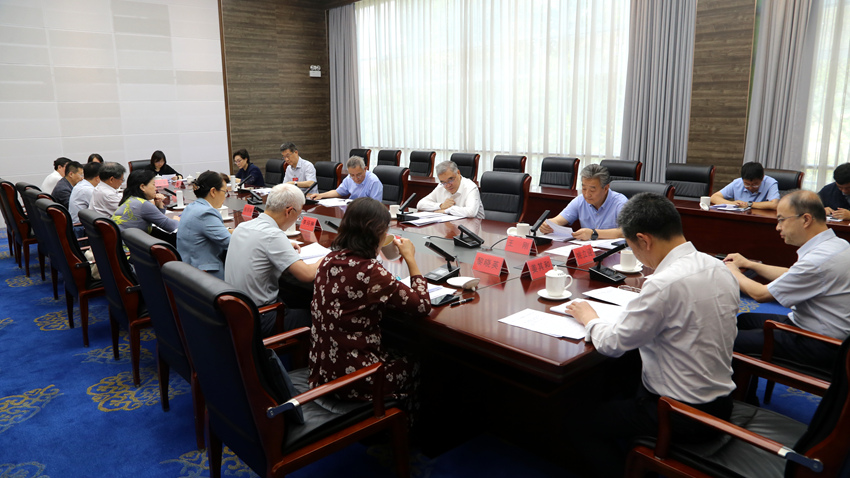 民进十五届十四次主席会议在昆明举行