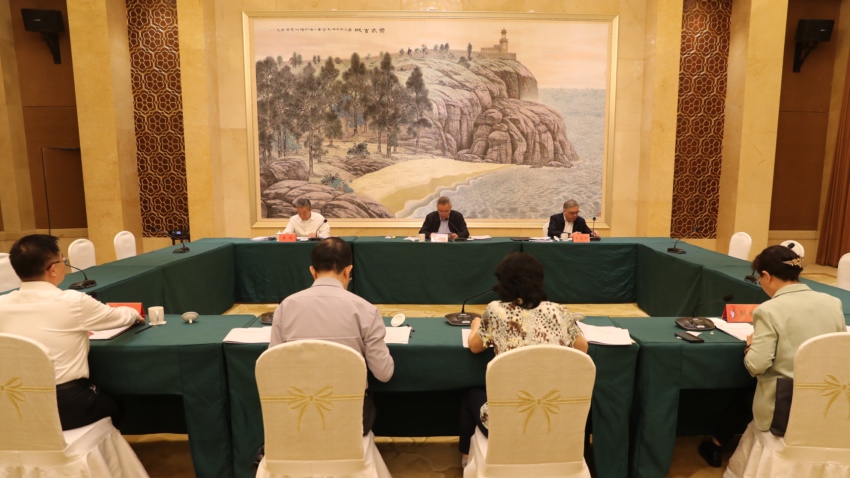 民进中央领导班子“参政为公、实干为民”主题教育专题会议召开