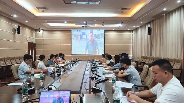 民进广西区委会基层组织联合召开主题教育专题学习会